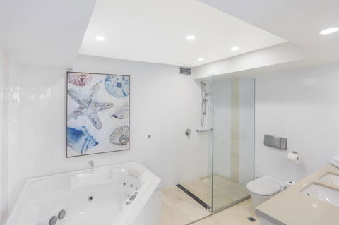 Little Cove Court - Tourism Gold Coast 7