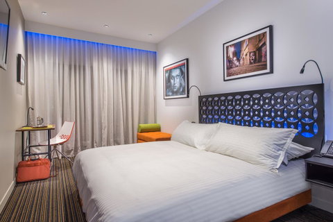 The Constance Fortitude Valley - Tourism Gold Coast 18