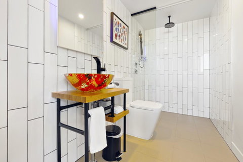 The Constance Fortitude Valley - Tourism Gold Coast 25