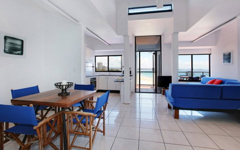 Komune Resort And Beach Club Greenmount Beach - Tourism Gold Coast 12