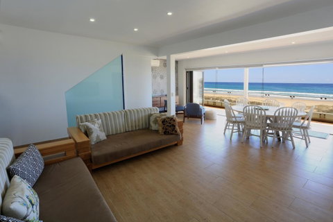 Bilinga Beach Motel - Tourism Gold Coast 10