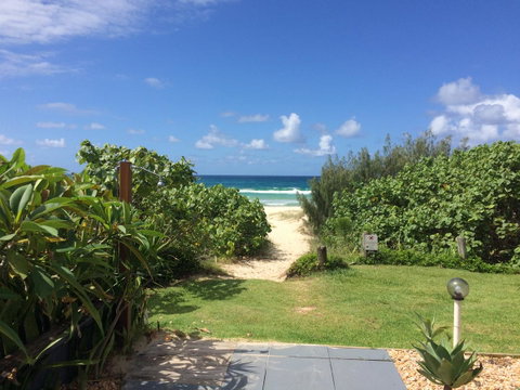 Bilinga Beach Motel - Tourism Gold Coast 34