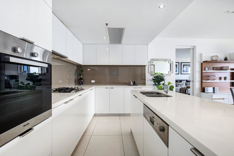 Ultra Broadbeach - Tourism Gold Coast 19