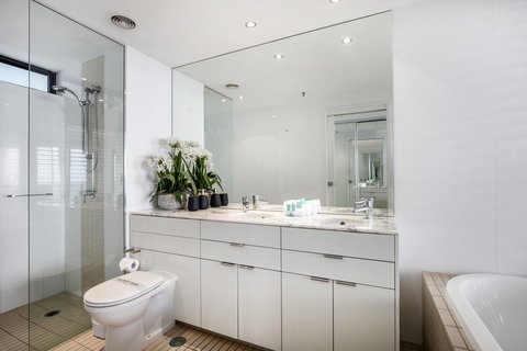 Ultra Broadbeach - Tourism Gold Coast 14