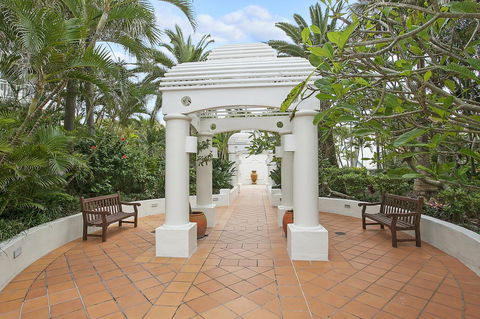 ULTIQA Burleigh Mediterranean Resort - Tourism Gold Coast 18