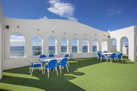 ULTIQA Burleigh Mediterranean Resort - Tourism Gold Coast 25