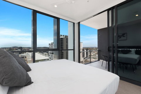Hope Street Apartments By CLLIX - Tourism Gold Coast 1