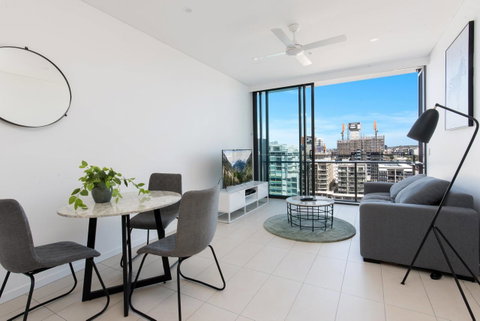 Hope Street Apartments By CLLIX - Tourism Gold Coast 10