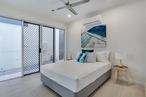 Oceans Edge Holiday Home - Tourism Gold Coast 13