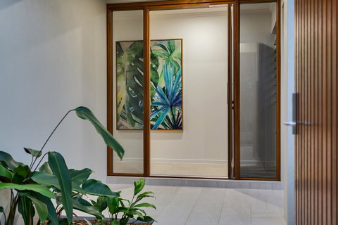 Oceans Edge Holiday Home - Tourism Gold Coast 18