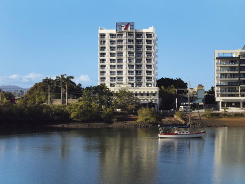 Oaks Townsville Metropole Hotel - Tourism Gold Coast 1
