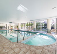 Meriton On Main Beach - Tourism Gold Coast