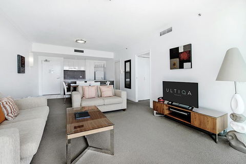 ULTIQA Freshwater Point Resort - Tourism Gold Coast 6