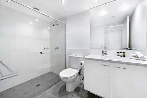 ULTIQA Freshwater Point Resort - Tourism Gold Coast 23
