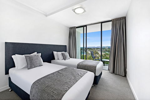ULTIQA Freshwater Point Resort - Tourism Gold Coast 10