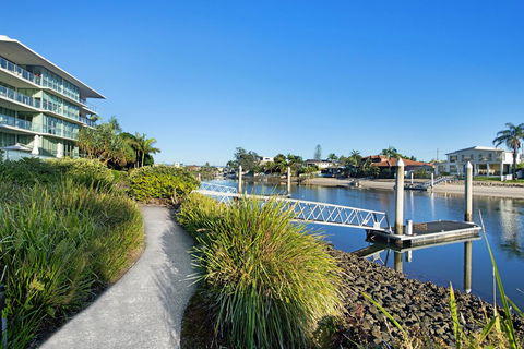 ULTIQA Freshwater Point Resort - Tourism Gold Coast 20