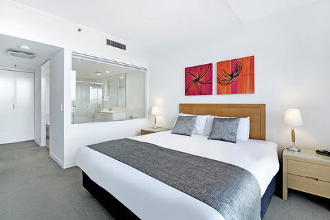 ULTIQA Freshwater Point Resort - Tourism Gold Coast 13