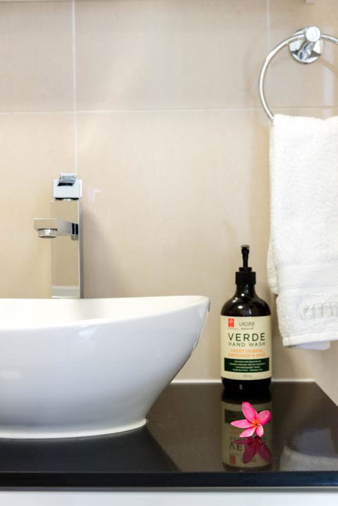 Private Guest Suite High On Currumbin Hill - Tourism Gold Coast 13