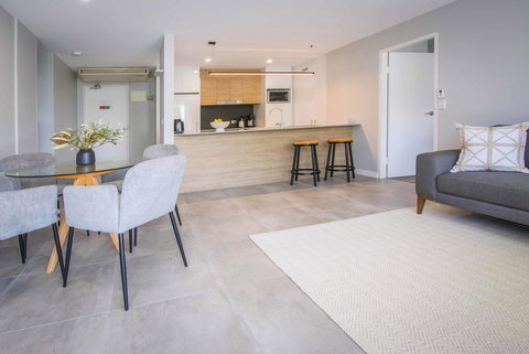 84 The Spit Holiday Apartments - Tourism Gold Coast 9