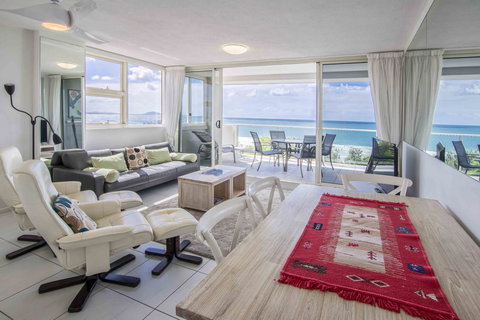 84 The Spit Holiday Apartments - Tourism Gold Coast 6