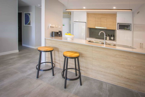 84 The Spit Holiday Apartments - Tourism Gold Coast 11