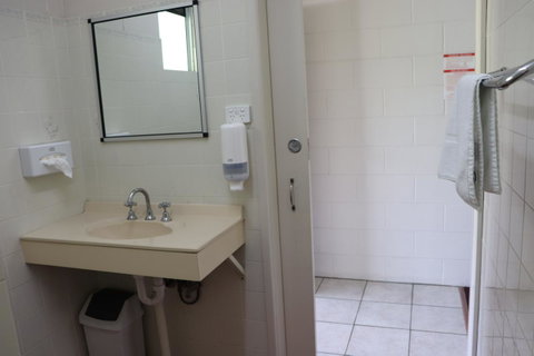 YAL Cairns - A Motel That Makes A Difference - Tourism Gold Coast 20