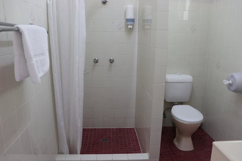 YAL Cairns - A Motel That Makes A Difference - Tourism Gold Coast 27