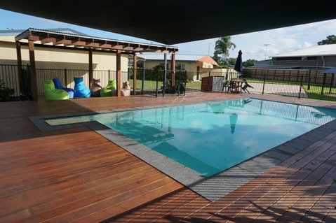 YAL Cairns - A Motel That Makes A Difference - Tourism Gold Coast 0