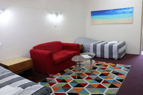 YAL Cairns - A Motel That Makes A Difference - Tourism Gold Coast 18