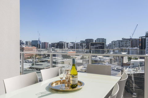 DoubleOne3 Apartments - Tourism Gold Coast 4