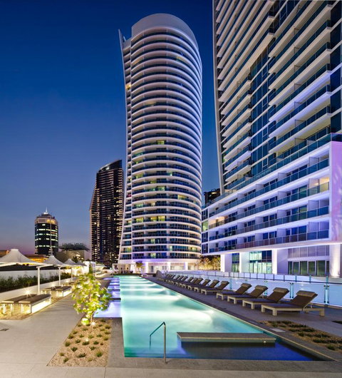 Hilton Surfers Paradise Residences - Tourism Gold Coast 0
