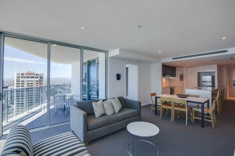 Hilton Surfers Paradise Residences - Tourism Gold Coast 6