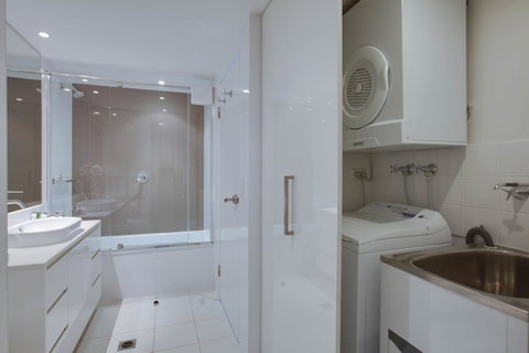 Hilton Surfers Paradise Residences - Tourism Gold Coast 33