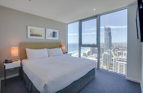 Hilton Surfers Paradise Residences - Tourism Gold Coast 8