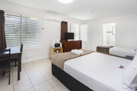 Sunshine Beach Resort - Tourism Gold Coast 8
