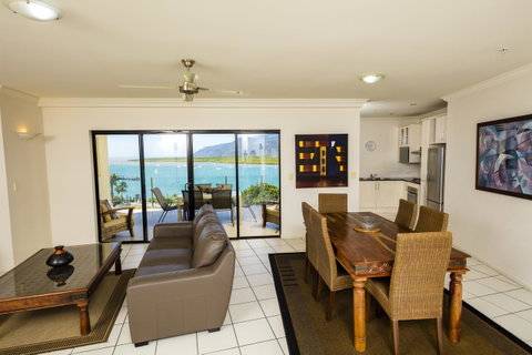 Jack And Newell Holiday Apartments - Tourism Gold Coast 35