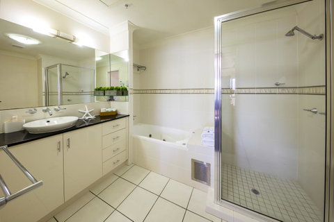 Jack And Newell Holiday Apartments - Tourism Gold Coast 29