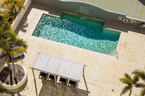 Jack And Newell Holiday Apartments - Tourism Gold Coast 3