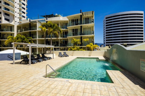Jack And Newell Holiday Apartments - Tourism Gold Coast 8