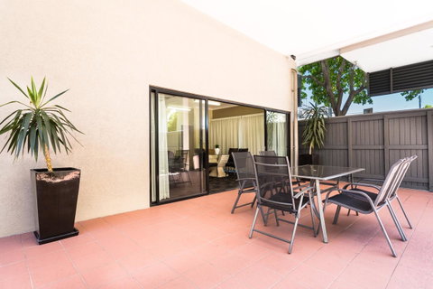 Riverside Hotel Southbank - Tourism Gold Coast 14