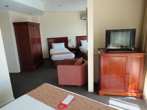 Madison Tower Mill Hotel - Tourism Gold Coast 20
