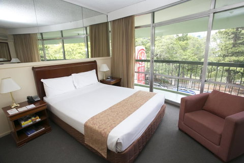 Madison Tower Mill Hotel - Tourism Gold Coast 6