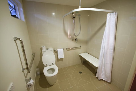 Domain Serviced Apartments - Tourism Gold Coast 15