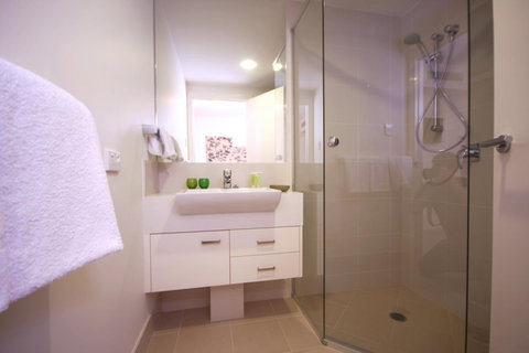 Domain Serviced Apartments - Tourism Gold Coast 6