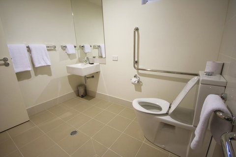 Domain Serviced Apartments - Tourism Gold Coast 14