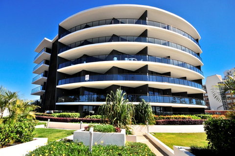 Ambience On Burleigh Beach - Tourism Gold Coast 32
