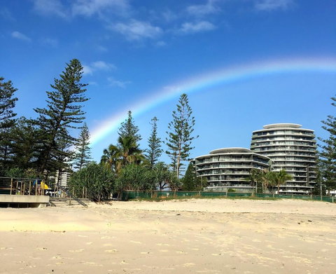 Ambience On Burleigh Beach - Tourism Gold Coast 4