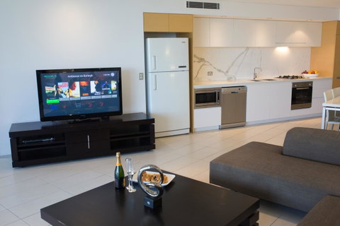 Ambience On Burleigh Beach - Tourism Gold Coast 18