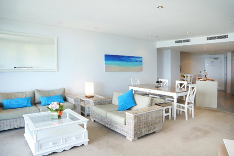 Ambience On Burleigh Beach - Tourism Gold Coast 19