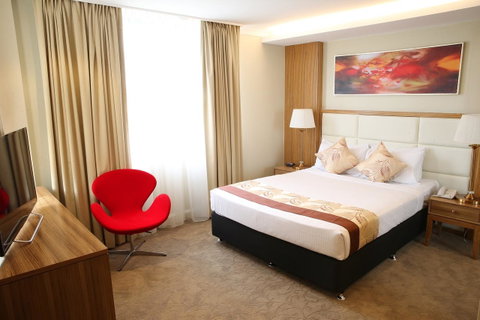 Hotel Diana - Tourism Gold Coast 25